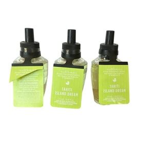 Bath & Body Works Tahiti Island Dream (Coconut, Musk) Wallflower Refill Bulbs x3